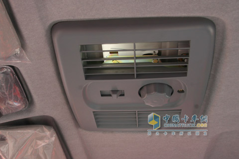 2010北京車展五征奧馳1600內(nèi)飾