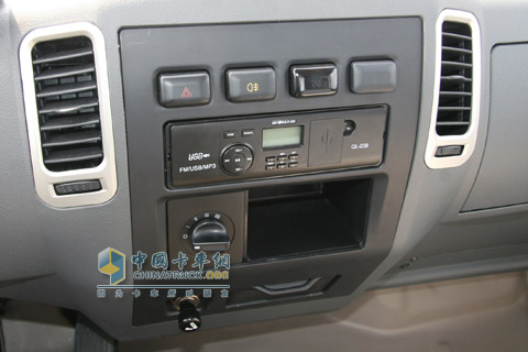 2010北京車展五征奧馳1600內(nèi)飾