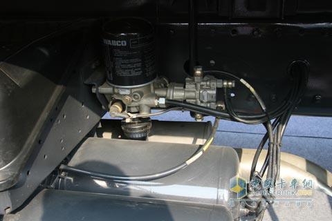 2010北京車(chē)展細(xì)看北奔重卡V3