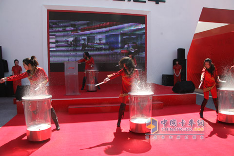 2010北京車展江淮汽車現(xiàn)場(chǎng)表演