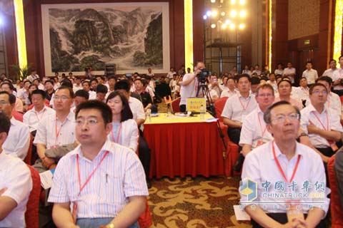 濰柴戰(zhàn)略發(fā)布會(huì)現(xiàn)場