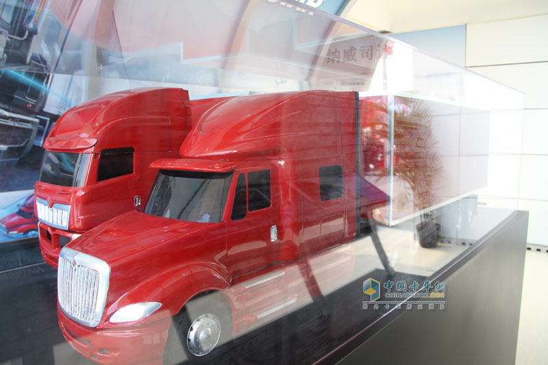 [上海車展]納威司達攜經(jīng)典長頭車與校車參展上海車展