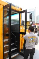 [上海車展]納威司達攜經(jīng)典長頭車與校車參展上海車展