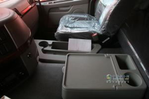 [上海車展]山西大運(yùn)輕量化重卡閃亮上海車展