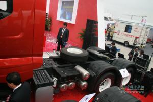 [上海車展]東風柳汽超級重卡M7亮相車展