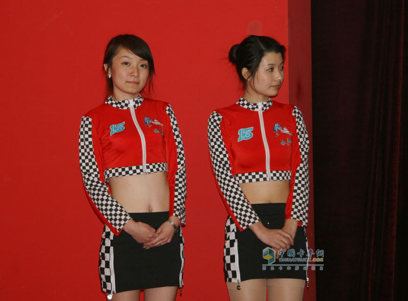 陜汽杯2011全國(guó)卡車(chē)大賽啟動(dòng)儀式現(xiàn)場(chǎng)