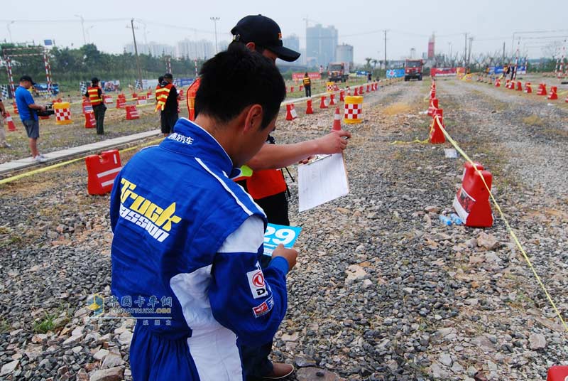 東風柳汽乘龍汽車杯首屆全國中卡極限挑戰(zhàn)賽--蘇州站現(xiàn)場