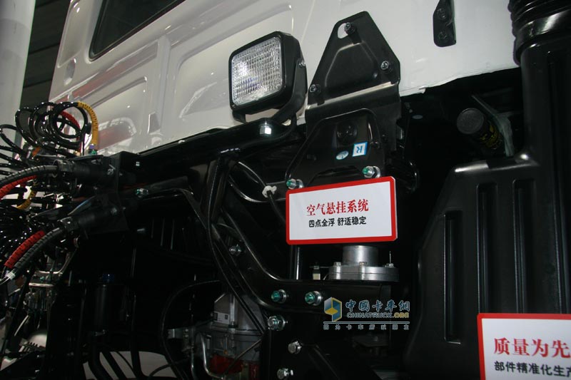 廣汽日野700系列6×4高速牽引車(chē)配件
