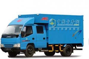 江鈴 凱運(yùn)輕卡 116馬力 4×2 長軸雙排廂貨 載貨車 JX1041TGB23