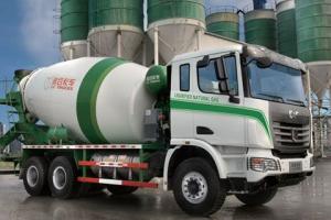 聯(lián)合卡車 375馬力 6×4 LNG攪拌車(SQR5251GJBN6T4-1)