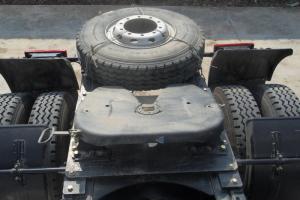 華菱重卡 重載型 430馬力 6X4 國(guó)五牽引車(chē)(HN4250B46C4M5)