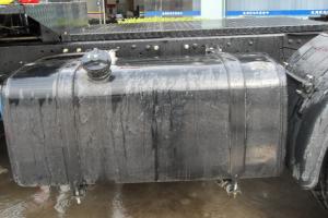 華菱重卡 重載型 375馬力 6X4 國(guó)五牽引車(chē)(HN4250B43C4M5)