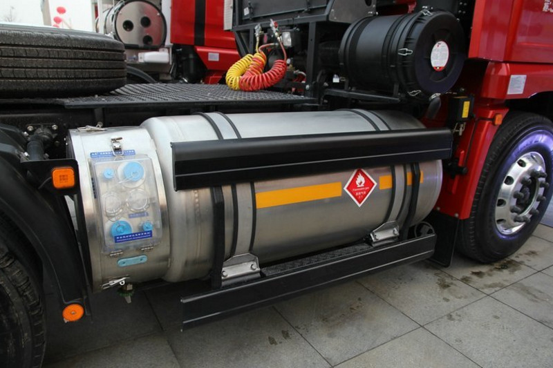 陜汽重卡 德龍X3000 460馬力 6X4 LNG 國(guó)五牽引車(SX42584X344TL)