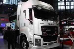 慶鈴 五十鈴巨咖 420馬力 4X2 國(guó)五 牽引車(QL4180W1KDR)