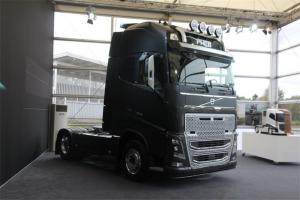 沃爾沃 新FH16重卡 700馬力 4X2 國(guó)五牽引車(chē)