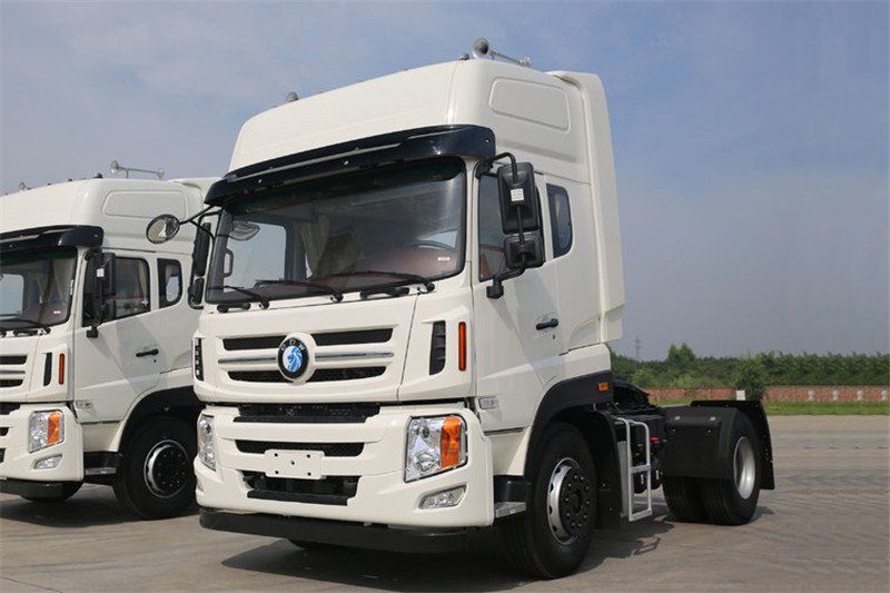 重汽王牌 W5B-H重卡 310馬力 4X2 國(guó)五牽引車(chē)(MCY11后橋)(CDW4180A1T5)