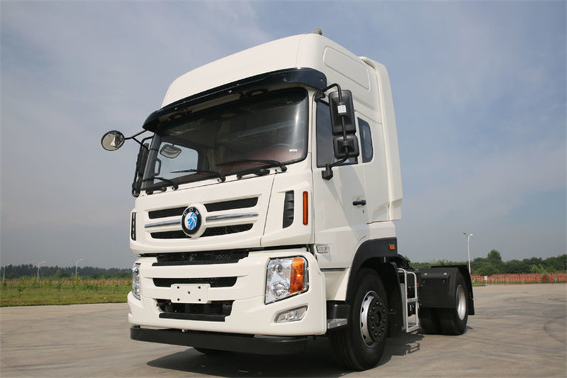 重汽王牌 W5B重卡 340馬力 6X4 國(guó)五牽引車(chē)(CDW4250A1T5)