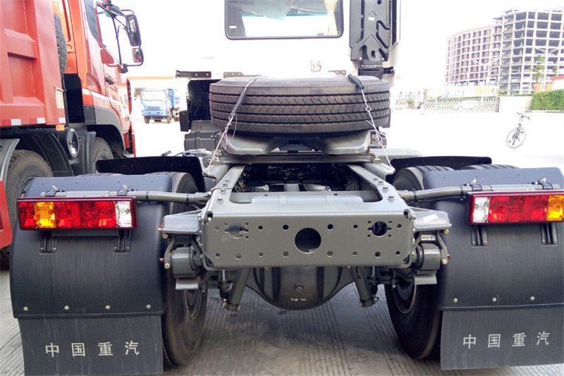 重汽王牌 W5B重卡 340馬力 6X4 國(guó)五牽引車(chē)(CDW4250A1T5)