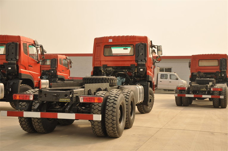 重汽王牌 W5G重卡 340馬力 6X4 5.6米 國四自卸車(CDW3250A2S4)