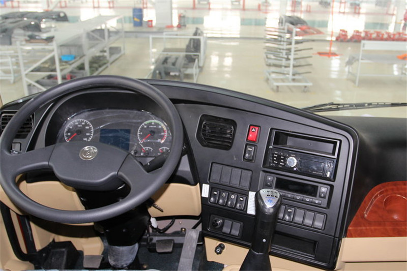 重汽王牌 W5G重卡 340馬力 6X4 5.6米 國四自卸車(CDW3250A2S4)