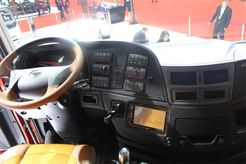福田 歐曼EST-A 重卡 超級(jí)卡車 460馬力  國(guó)五6X4牽引車(BJ4269SNFKB-AC)