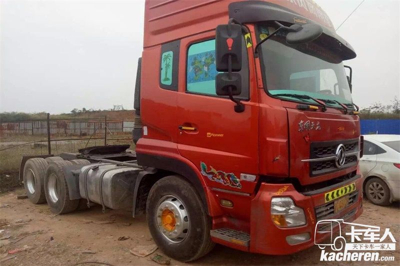 東風(fēng)商用車 天龍重卡 420馬力 6X4 國(guó)五牽引車(DFH4250A4)