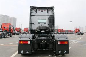 一汽解放 J7重卡 豪華版 550馬力 6X4 國(guó)五AMT自動(dòng)擋牽引車(CA4250P77K25T1E5)