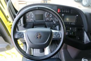 中國(guó)重汽 汕德卡SITRAK C7H重卡 480馬力 6X4 LNG國(guó)六牽引車(ZZ4256V384HF1LB)