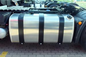 一汽解放 J7重卡 豪華型 550馬力 4X2 國(guó)五AMT自動(dòng)擋牽引車(CA4180P77K25E5)