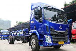 東風(fēng)柳汽 新乘龍M3中卡 180馬力 4X2 國五6.75米排半廂式載貨車(LZ5166XXYM3AB)