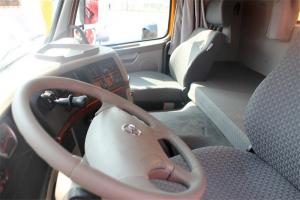 大運(yùn) 新N8E重卡 350馬力 8X4 國(guó)五6.8米自卸車(12擋)(CGC3310D5DDCD)