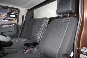 上汽躍進 快運C500-33 156馬力 4×2  國五 冷藏車 紀(jì)念版