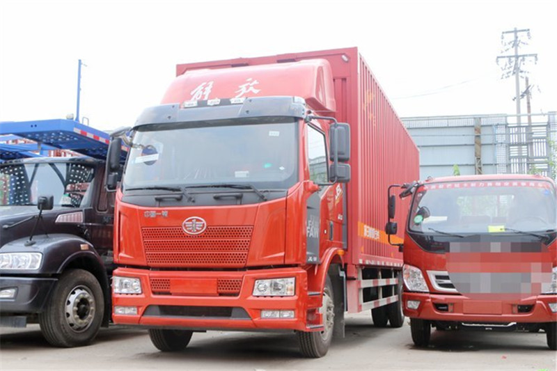 一汽解放 J6L中卡 220馬力 7.7米 國(guó)五廂式載貨車(chē)(一汽)(CA5180XXYP62K1L5E5)
