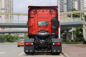 一汽解放 J7重卡 550馬力 6X2R 國(guó)五AMT自動(dòng)擋牽引車(CA4250P77K25T2E5)