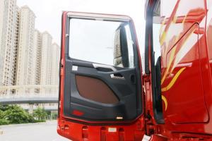 一汽解放 J7重卡 550馬力 6X2R 國(guó)五AMT自動(dòng)擋牽引車(CA4250P77K25T2E5)