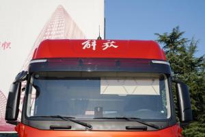 一汽解放 J7重卡 豪華型 550馬力 6X4 國(guó)五AMT自動(dòng)擋牽引車(火焰紅)(CA4250P77K25T1E5)