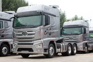 一汽解放 J7重卡 四季版 550馬力 6X4 國(guó)五牽引車(液力緩速器)(CA4250P77K25T1E5)