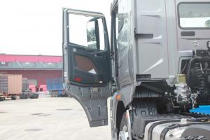 一汽解放 J7重卡 四季版 550馬力 6X4 國(guó)五牽引車(液力緩速器)(CA4250P77K25T1E5)