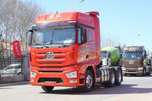 一汽解放 J7重卡 春晚定制版 550馬力 6X4 國(guó)五牽引車(CA4250P77K25T1E5)