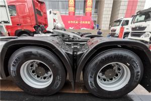 中國重汽 HOWO TX7重卡 標(biāo)運(yùn)版 460馬力 6X4 國五牽引車(ZZ4257V324GE1)