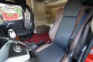 一汽解放青汽 JH6+重卡 生活艙版 500馬力 6X4 國(guó)五AMT牽引車(CA4250P33K25T1E5A80)