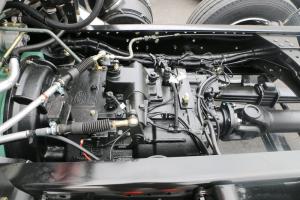 一汽解放青汽 悍V重卡 320馬力 6X2 國五中置軸轎運(yùn)車(CA1220P1K2L6T3BE5A80)
