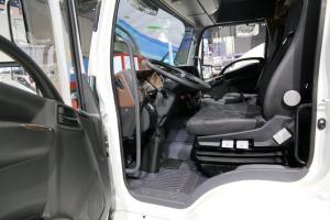 慶鈴 五十鈴巨咖VC66 2020版 520馬力 6X4 國(guó)六AMT自動(dòng)擋牽引車(QL4250WUNDZ)