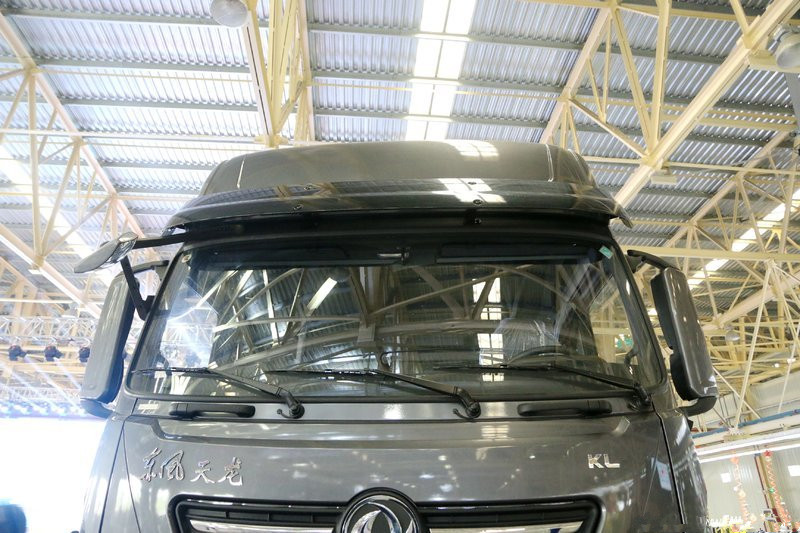 東風商用車 新天龍KL重卡 450馬力 6X4 國五牽引車(DFH4250D)