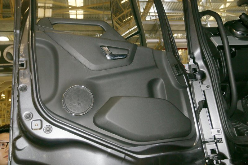 東風商用車 新天龍KL重卡 450馬力 6X4 國五牽引車(DFH4250D)