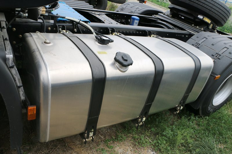 東風(fēng)商用車 天龍KL重卡 2019款 465馬力 6X4 國五牽引車(DFH4250D)
