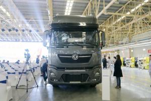 東風(fēng)商用車 新天龍KL重卡 465馬力 6X4 國(guó)五牽引車(485后橋)(DFH4250D)