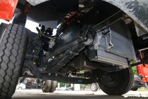 東風商用車 嘉運 130馬力 4X2 4.1米 國五單排欄板載貨車底盤(DFH1080B1)