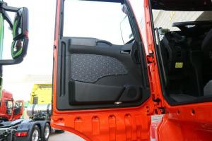 中國(guó)重汽 汕德卡SITRAK C7H重卡 540馬力 6X4 國(guó)五自動(dòng)擋牽引車(AMT手自一體)(ZZ4256V324HE1B)