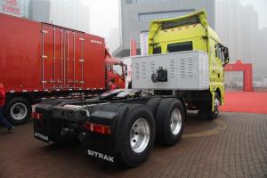中國(guó)重汽 汕德卡SITRAK C7H重卡 430馬力 6X4 國(guó)五LNG牽引車(ZZ4256V324HE1LB)